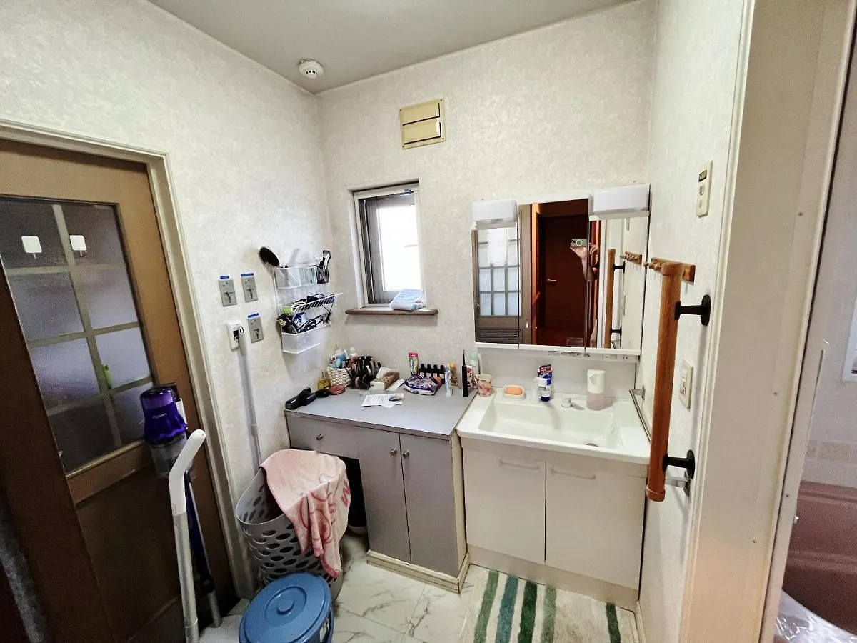 Lucky House 札幌民宿 0*, Sapporo